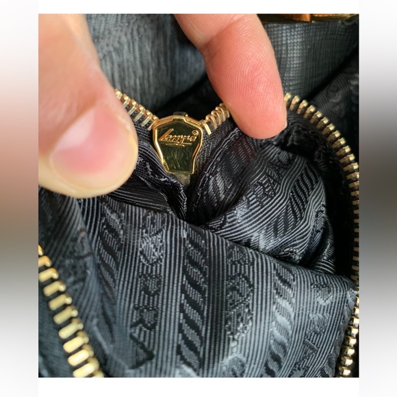 Prada Galleria Saffiano leather bag, Medium size - Picture 7 of 16